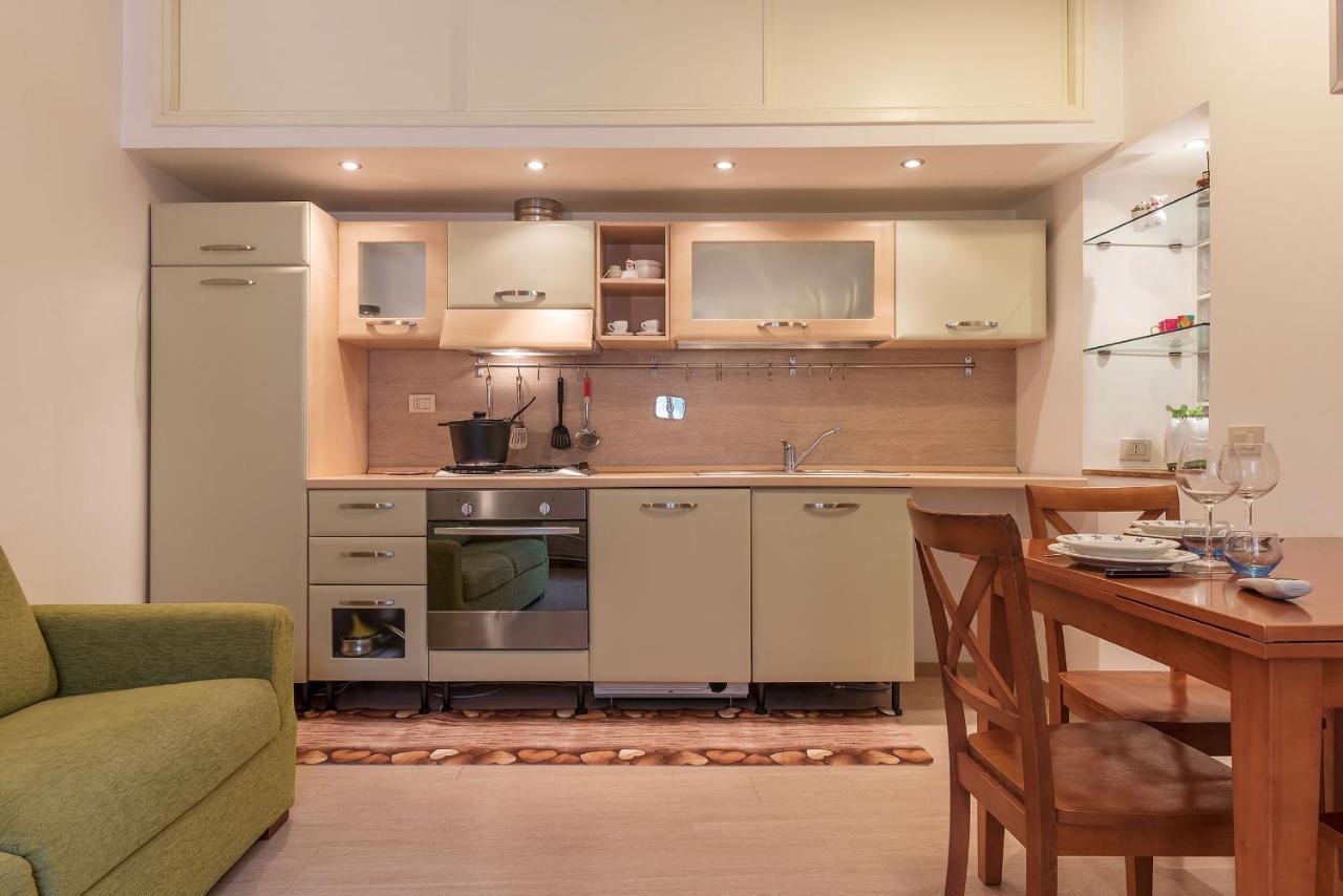 Coronari Central Apartment Рим Экстерьер фото