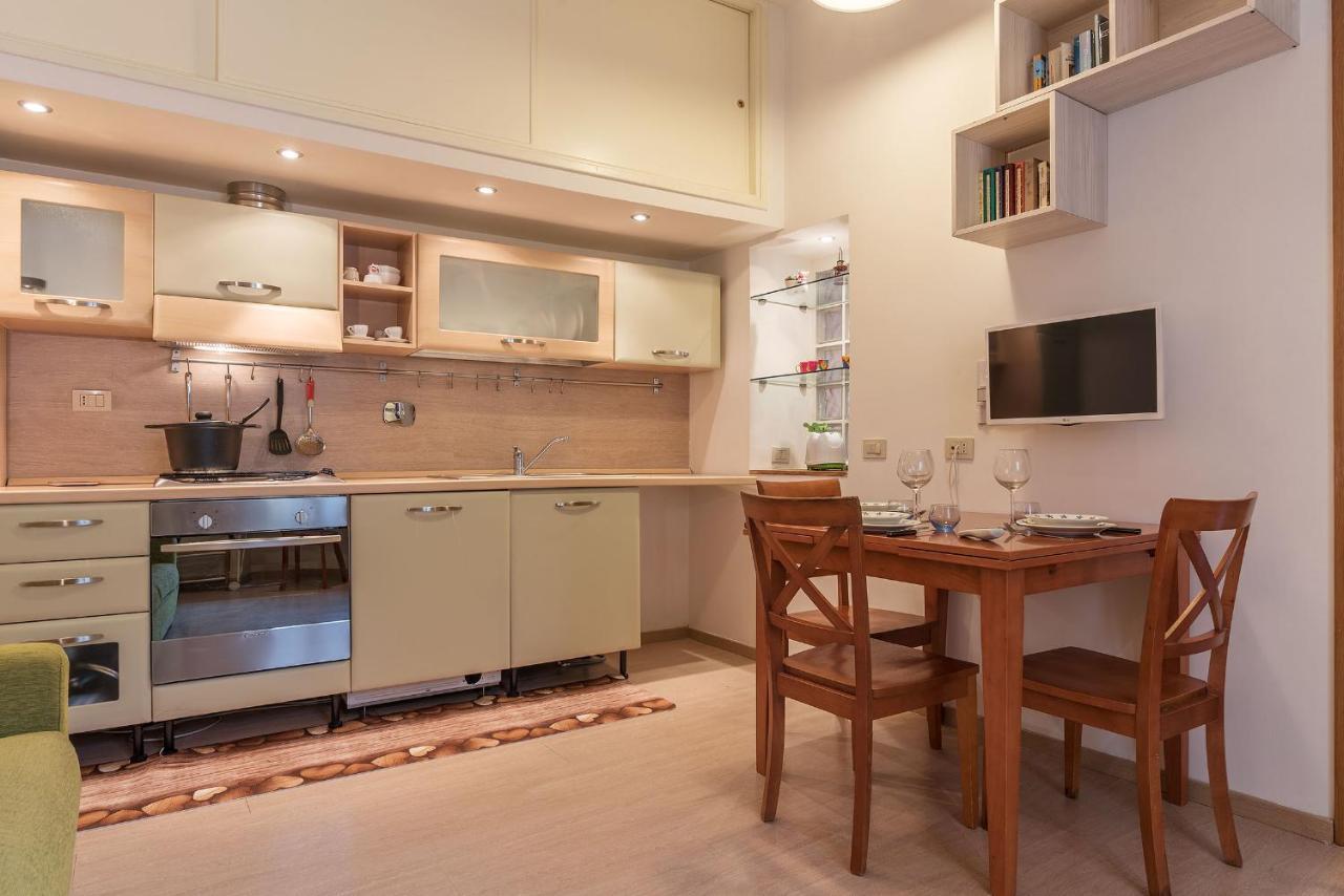 Coronari Central Apartment Рим Экстерьер фото